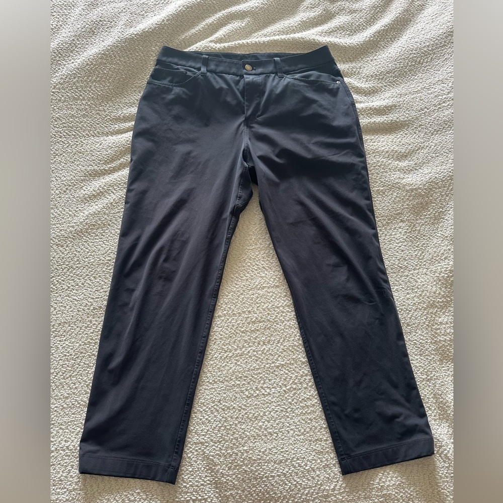 33x30 charcoal Lululemon 5 pocket ABC Classic fit